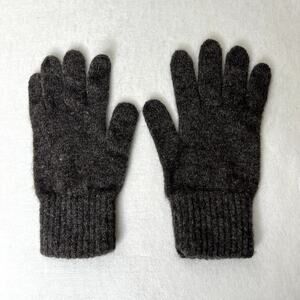 Gray Knit Winter Gloves
